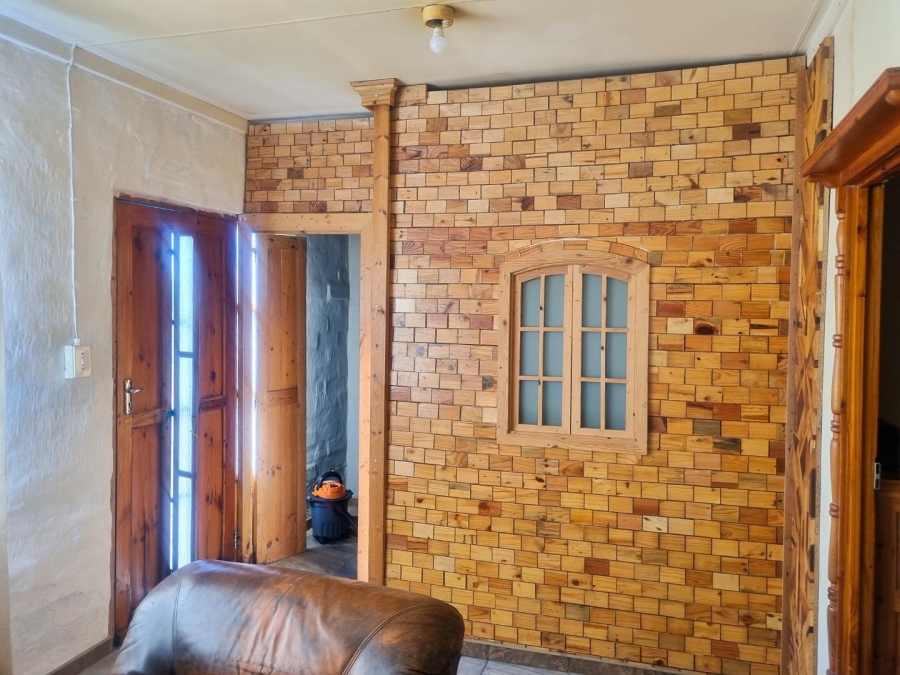 4 Bedroom Property for Sale in Paul Roux Free State